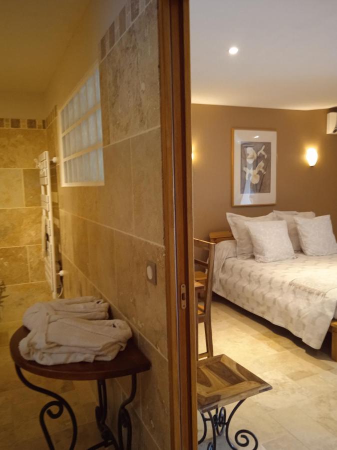 Chambres D'Hotes La Chrysalide Loriol-du-Comtat Luaran gambar
