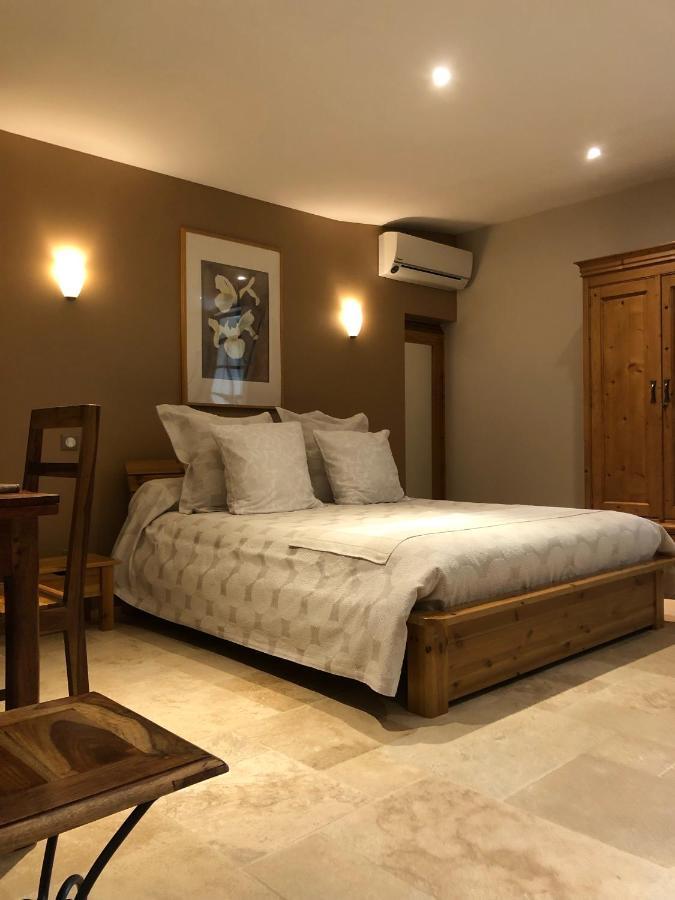 Chambres D'Hotes La Chrysalide Loriol-du-Comtat Luaran gambar